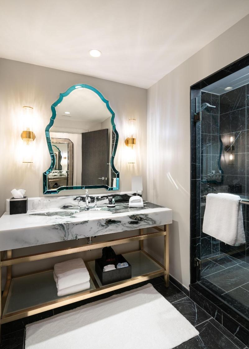 Grand Bohemian Charlotte, Autograph Collection Hotel Екстериор снимка