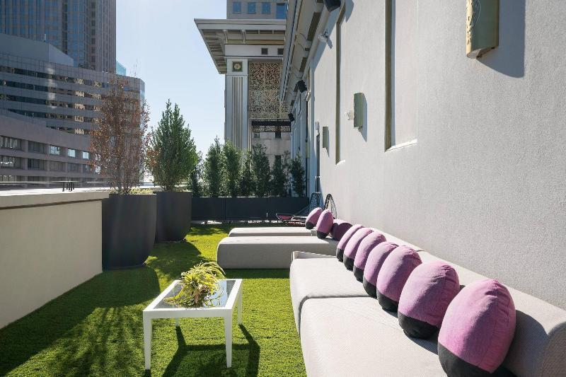 Grand Bohemian Charlotte, Autograph Collection Hotel Екстериор снимка