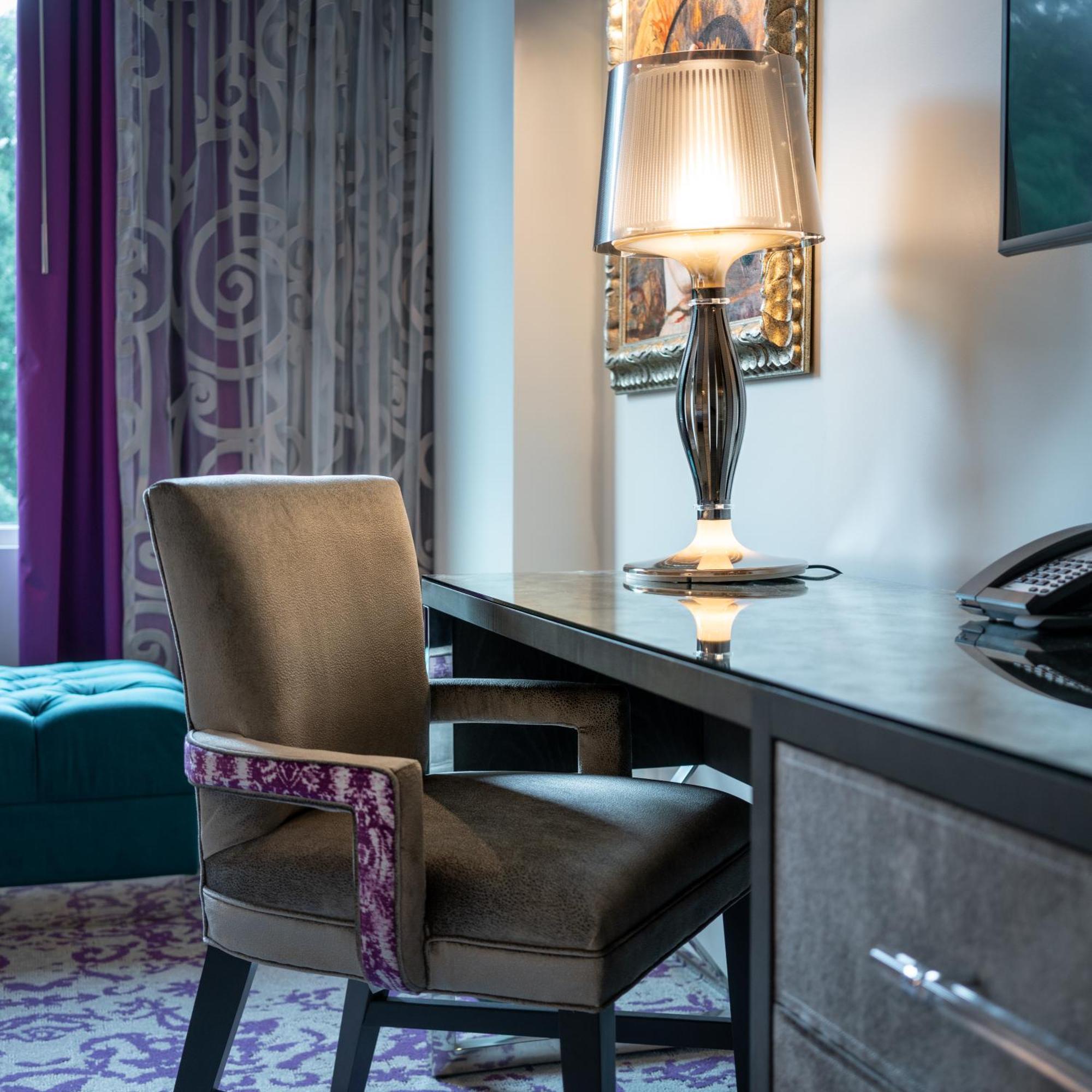 Grand Bohemian Charlotte, Autograph Collection Hotel Екстериор снимка