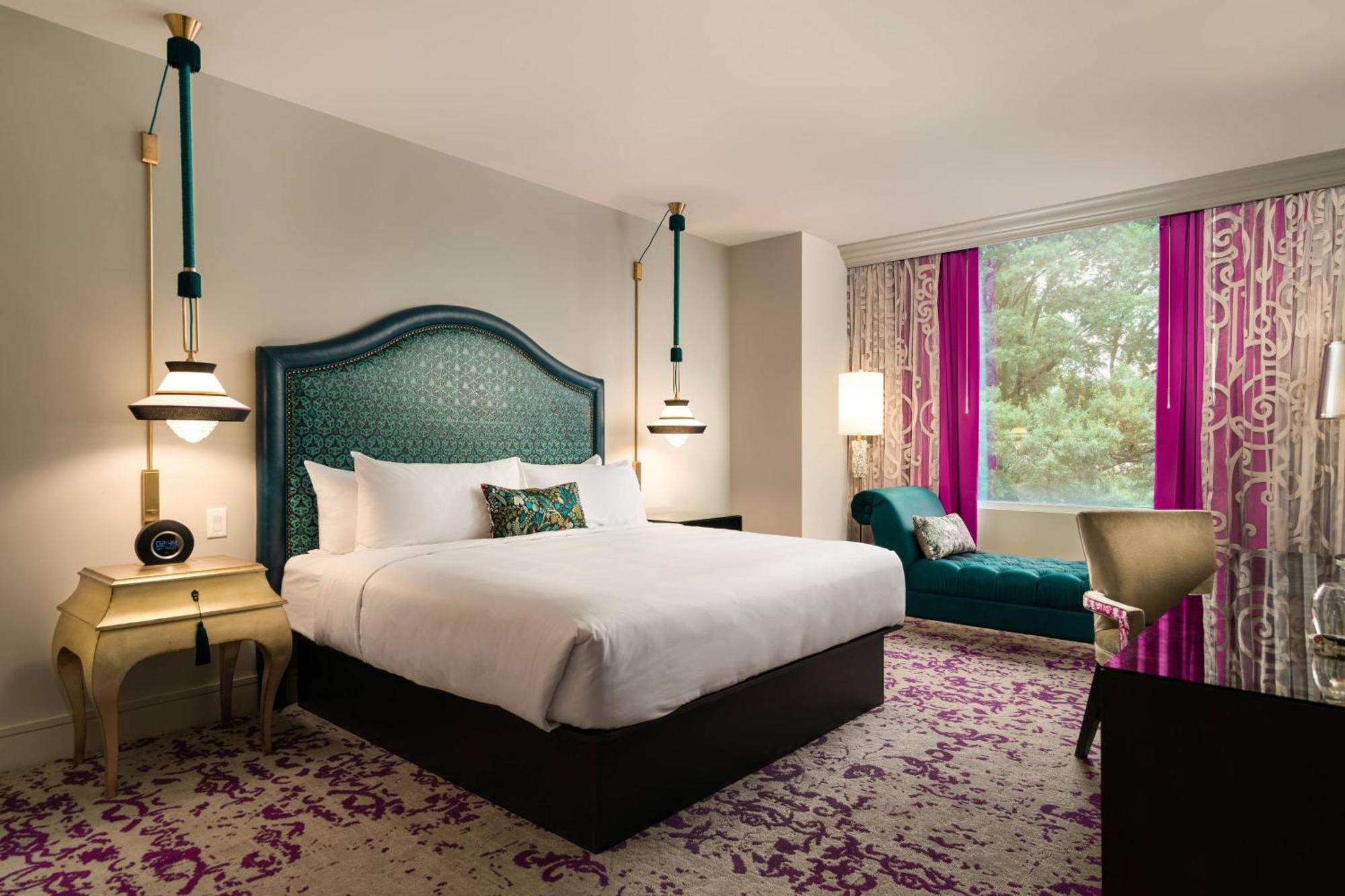 Grand Bohemian Charlotte, Autograph Collection Hotel Екстериор снимка