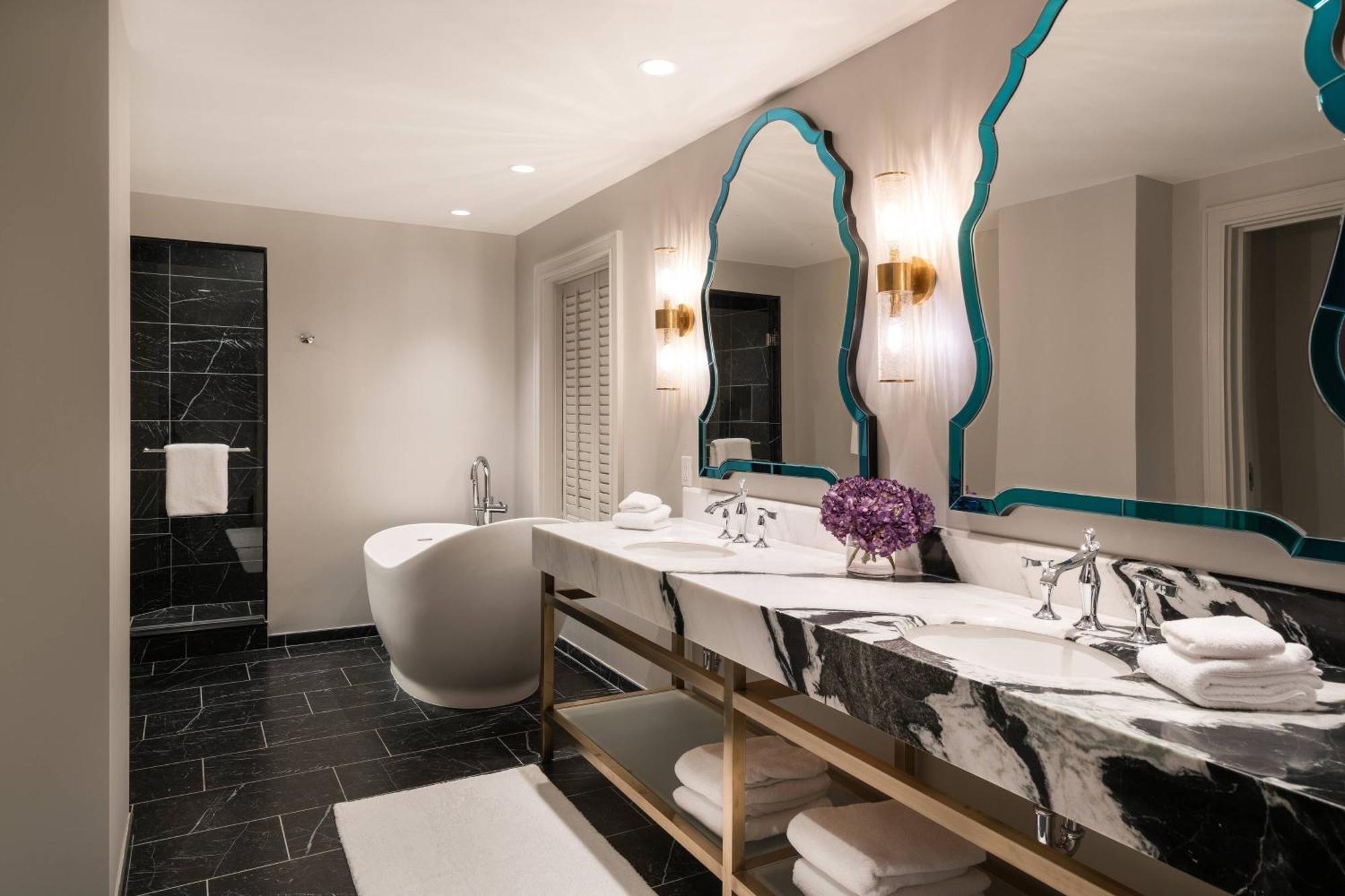 Grand Bohemian Charlotte, Autograph Collection Hotel Екстериор снимка