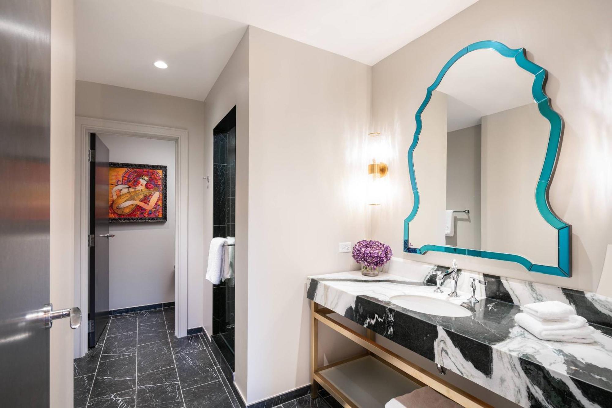 Grand Bohemian Charlotte, Autograph Collection Hotel Екстериор снимка